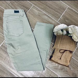 Paige Skyline Ankle Jeans